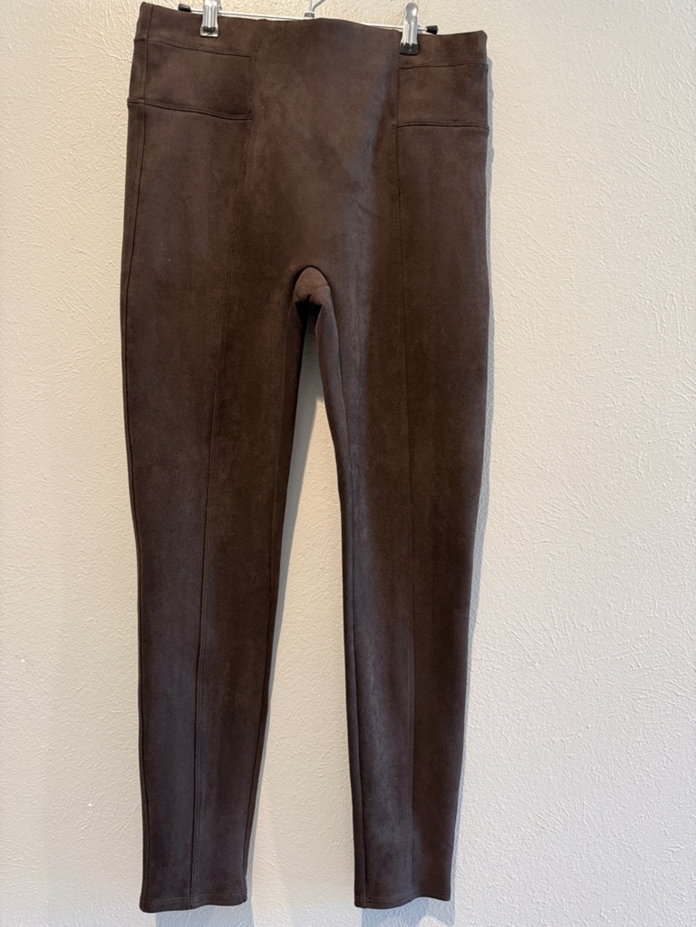 SPANX Chocolate Brown Suede-Look Leggings. Waist 15-17” Rise 11”. Inseam 27”